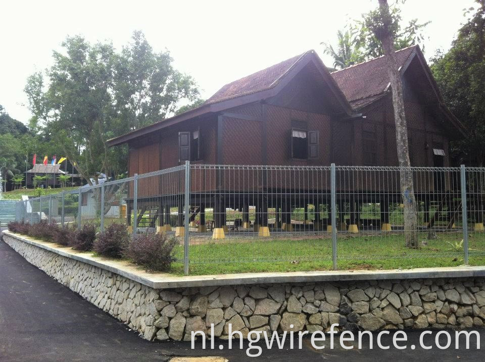 Factory Directe verkoop Gegalvaniseerde Roll Top Schutting Panelen Draad Mesh Garden Roll Top Hek
